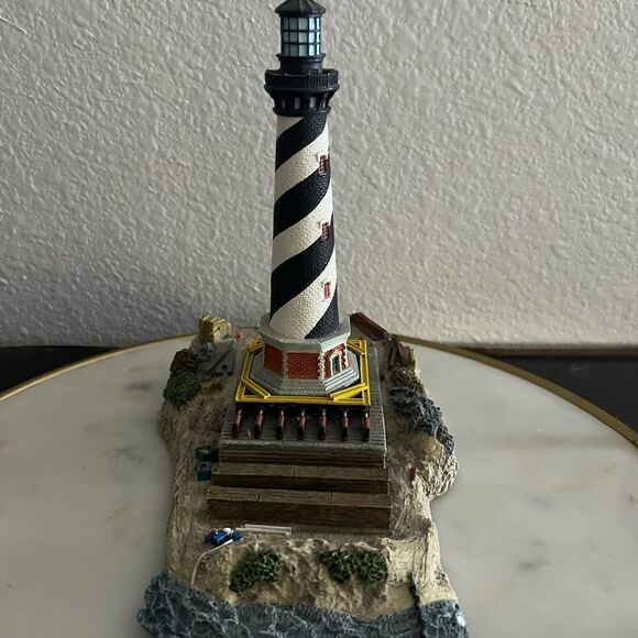 Harbor Lights Cape ‘Hatteras On-The-Move NC 2000 #632 Lighthouse Event Exclusive - Picture 3 of 14